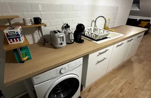 Ruille-en-Champagne Apartment | Homerez - Apt in Ruillé, Parking