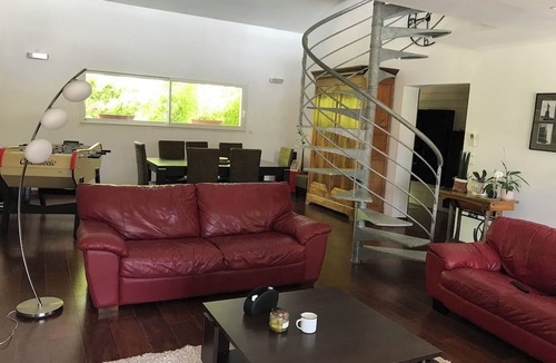 Saint-Elix-le-Chateau House | An eco-friendly family home with private pool
