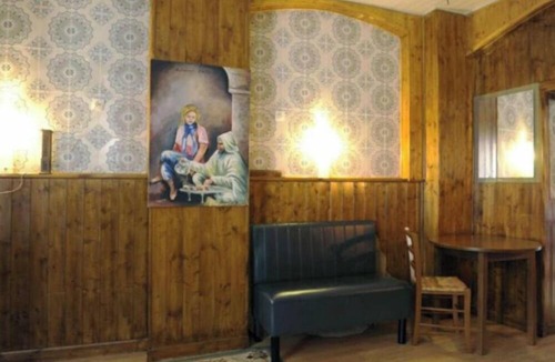 Arcis-sur-Aube Bed & Breakfast | Vrbo Property