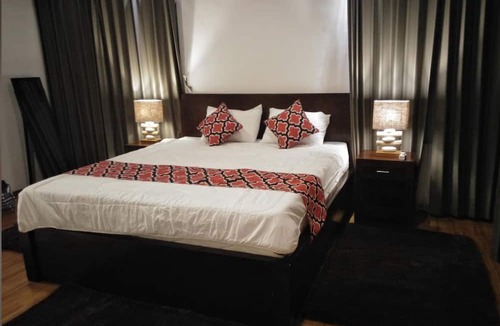 Dalung House | Cozy 2-bedroom villa with pool in Padonan, Canggu