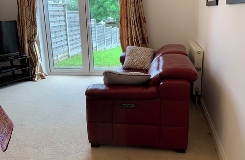 Acresford House | Coventry Charm - Spacious 3 Bedroom House