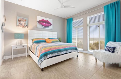 Beverly Beach House | Palazzo-Del-Mar Oceanfront +Pool