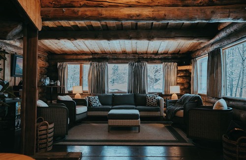 Chase Cabin | Entire Property Historic Chulitna River Lodge