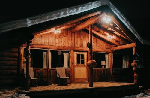 Chase Cabin | Entire Property Historic Chulitna River Lodge