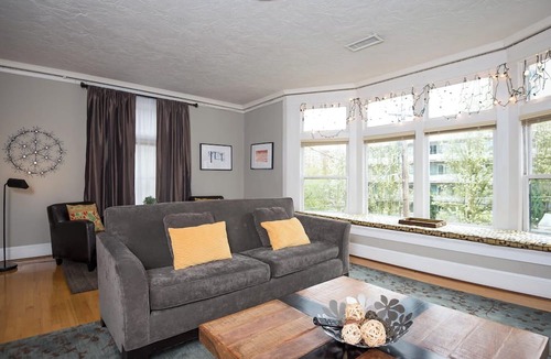 Goose Hollow Condo | Spacious Condo Near NW 23rd