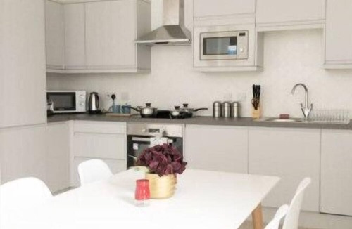 Fleet Apartment | Zenith @ Fleet Heights - Apartment Three