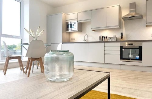 Fleet Apartment | Skyline @ Fleet Heights - Apartment Six