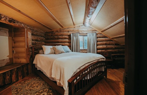 Chase House | Anna's 2Story w/Eagle's Nest-HCRL