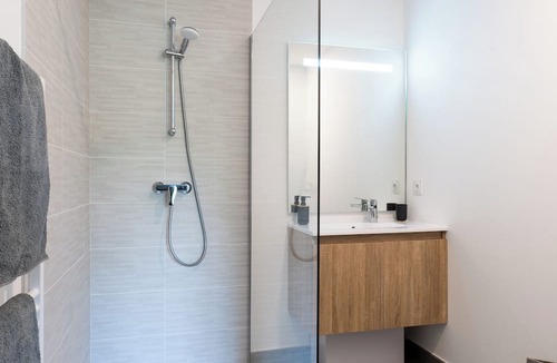 Biot Apartment | 1-Br. apartment, swimming pool