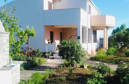 Gornje Selo Apartment | Apartment Nick - with barbecue - Gornje Selo, Island Solta, Croatia