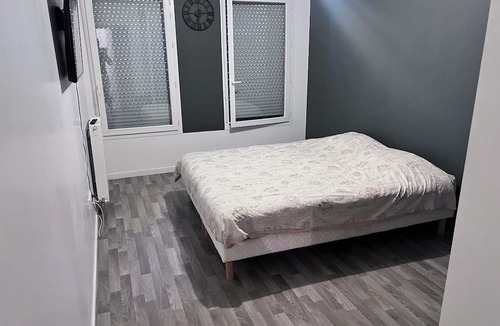 Vaux-le-Penil Apartment | Bel Appartement Dans une Résidence Récente et Sécurisée