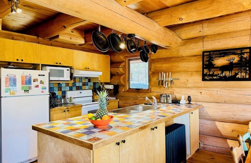 Mansonville Ski Chalet | Cabane du Hibou - Wood fireplace - Mont Owl's Head