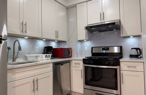 Flushing Chinatown Apartment | Brand New 1br - Linens Wi-Fi 3rd fl
