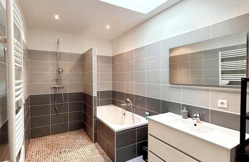 Le Cailar House | Vrbo Property