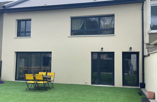 Escoville Apartment | L'appart Charmant Avec son Belle Espace Extérieur