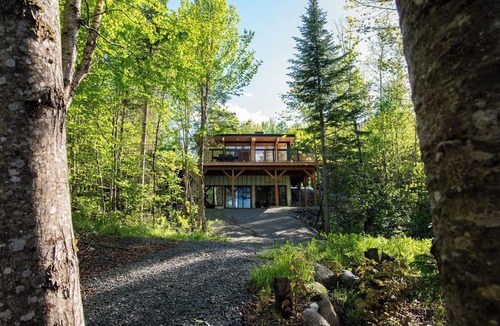 Nantes Ski Chalet | Ēlk - LAke and nature(dogs allowed)