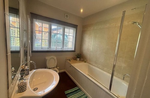 Freefolk House | Old Post Cottage Annex