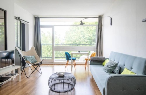 Croix Apartment | Standing apartment lift balcony garden view