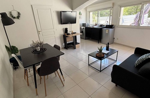Carry-le-Rouet Apartment | Jolie T2 Proche des Plages et du Port de Carry le Rouet