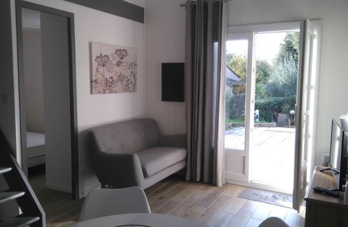 Saint-Martin-d'Ardeche House | Petite Maison a Saint Martin D'ardèche