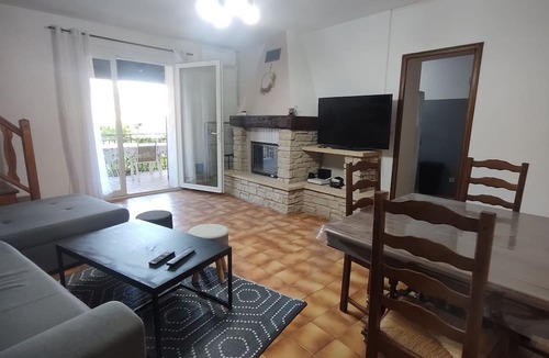 Malemort-du-Comtat House | Vrbo Property