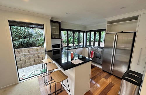 Petone House | Warm, Modern, Child-friendly - Lower Hutt Escape