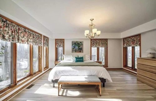 Eugenia Cottage | Lake Eugenia Getaway Lodge!