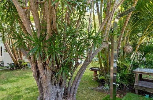 Point Lookout House | Home on Home by Discover Stradbroke