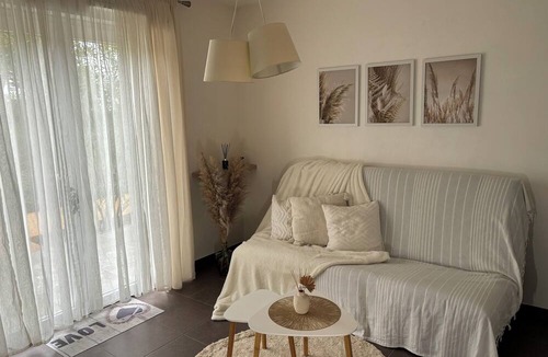 Hopitaux-Facultes Apartment | Beautiful, fully equipped studio!