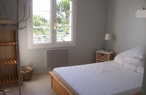 Manosque Villa | Location Saisonnière Villa Avec Piscine à Débordement
