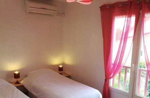 Combs-la-Ville House | Vrbo Property