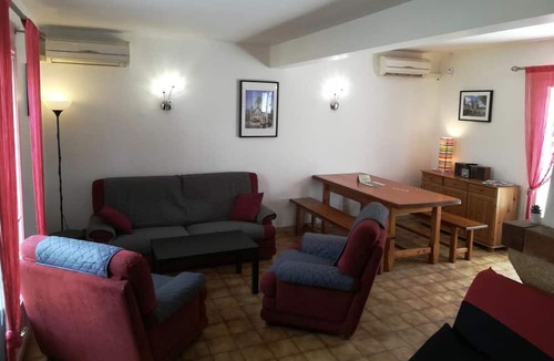 Combs-la-Ville House | Vrbo Property