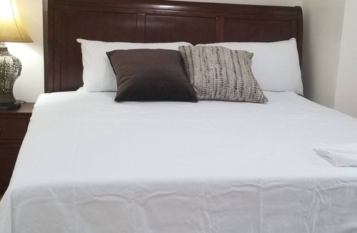 Darnestown Villa | Spacious, comfortable, secluded 2 BR villas appartment, 2baths, DR, LR, Kitchen