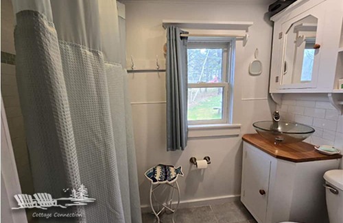 Boothbay House | NEW Hummingbird Cottage