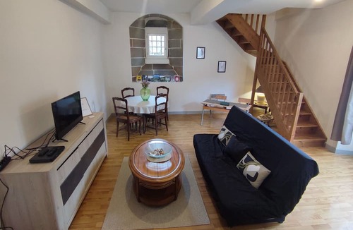 Combourg Apartment | Appartement des Princes en Plein Cœur de Combourg Belle Petite Cité de Caractère