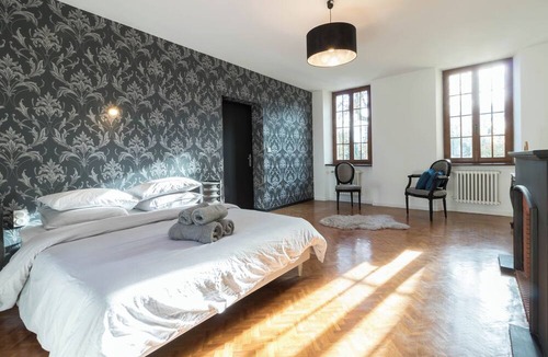 Cazeres House | Vrbo Property