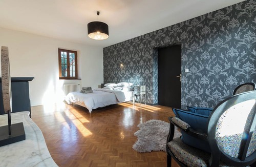 Cazeres House | Vrbo Property