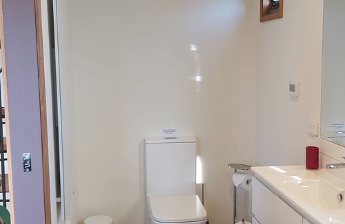 Apollo Bay Apartment | Killala Loft, rejuvenate and relax.