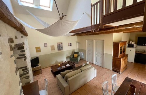 Mont-Dol Apartment | Manoir de la Bégaudière : Gîte Surcouf
