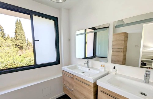 Parmain Villa | Homerez - Big villa 2 km away from the beach for 20 ppl. with swimming-pool