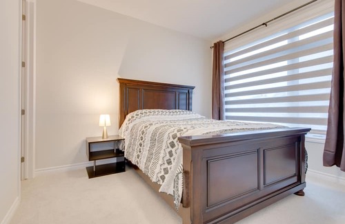 Ottawa Division House | Peaceful House at Barrhaven Ottawa