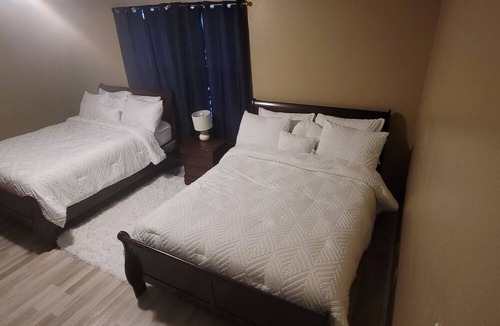 Lancaster House | One bedroom Full Bath in Lancaster