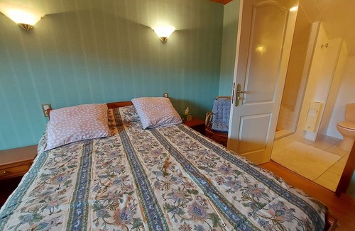 Bouchamps-les-Craon Bed & Breakfast | Guestroom BOUCHAMPS-LES-CRAON, studio flat, 3 persons