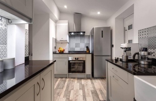 Nelson House | Rosie s Escape in Nelson