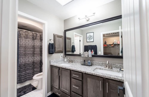 Biggs Field House | 6 Bedroom Desert Gateway House w/heated swimming pool