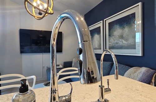 Innisfil Condo | Cozy condo at Friday Harbour in Innisfil. Close to the beach!
