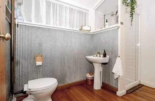 Pennyroyal Cabin | The Aquila Cottage...