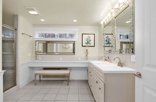 Edgecomb Apartment | Oceanfront King Suite in Mid-Coast Maine