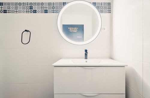 Le Rosais-La Flourie Apartment | The Saint Servan shell house