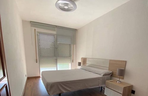 Roquetes Apartment | Apartment 'Casa Mar Touristic House' with Private Terrace, Wi-Fi and Air Conditioning